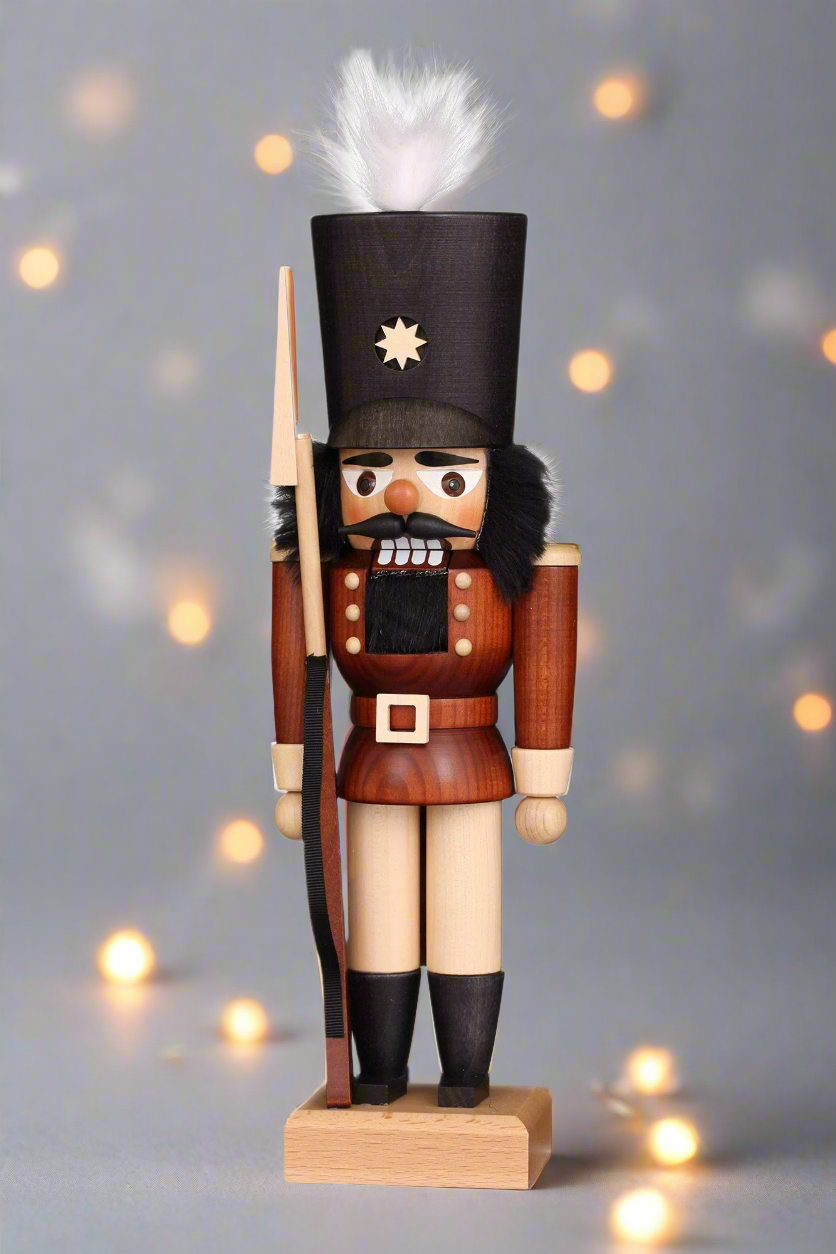 Nutcracker (Small) - Soldier in Natural Tones
